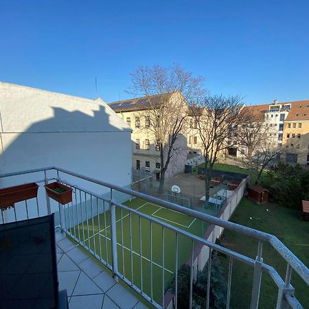 Skylark Cozy Bigger Apartment Будапеща Екстериор снимка