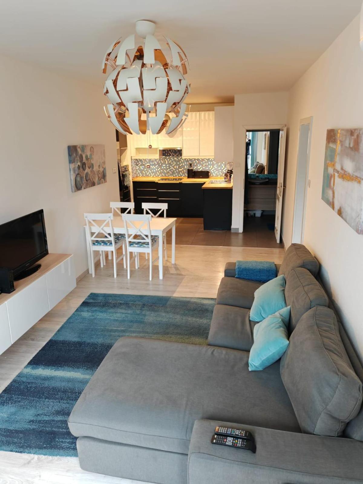 Skylark Cozy Bigger Apartment Будапеща Екстериор снимка